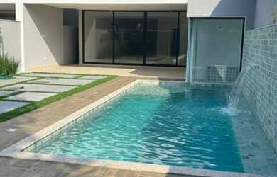 Imagem: A casa em condomínio possui 4 Dormitórios, 5 Banheiros, 4