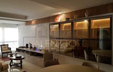 Imagem: O apartamento possui 3 Dormitórios, 2 Banheiros, 2 Vagas na