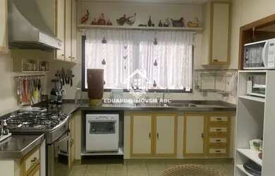 Imagem: O apartamento possui 3 Dormitórios, 3 Banheiros, 2 Vagas na