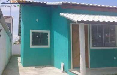 Imagem: A casa possui 2 Dormitórios, 2 Banheiros, 2 Vagas na garagem