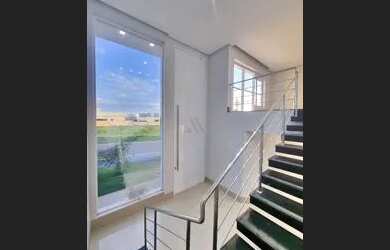 Imagem: A casa em condomínio possui 3 Dormitórios, 3 Banheiros, 2