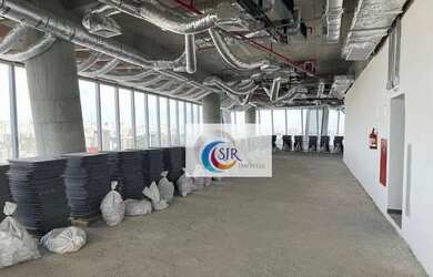 Imagem: O depósito possui 5 Vagas na garagem, 2.119m² de Área e