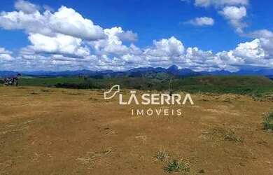 Imagem: O terreno possui 5000m² de Área e está localizado em Pedro