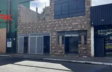 Imagem: O depósito possui 1 Vaga na garagem, 161m² de Área e está