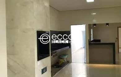 Imagem: A casa possui 3 Dormitórios, 4 Banheiros, 1 Vaga na garagem