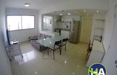 Imagem: O apartamento possui 1 Dormitório, 2 Banheiros, 2 Vagas na