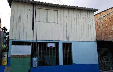 Imagem: A casa possui 4 Dormitórios, 2 Banheiros, 14m² de Área e