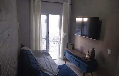 Imagem: O apartamento possui 2 Dormitórios, 1 Banheiro, 1 Vaga na garagem