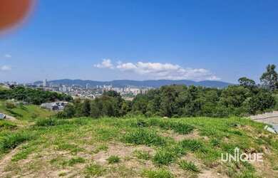 Imagem: O terreno à venda possui 667m² de Área e Imóvel novo e está