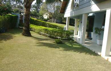 Imagem: A casa em condomínio possui 5 Dormitórios, 5 Banheiros, 2