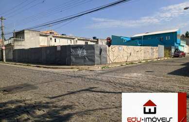 Imagem: O terreno possui 500m² de Área e está localizado em Vila