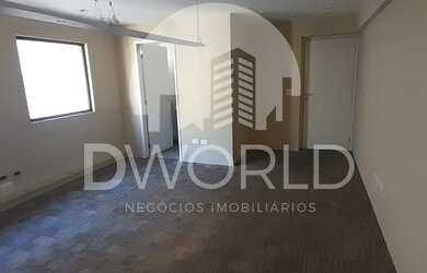 Imagem: O depósito possui 2 Vagas na garagem, 74m² de Área e está