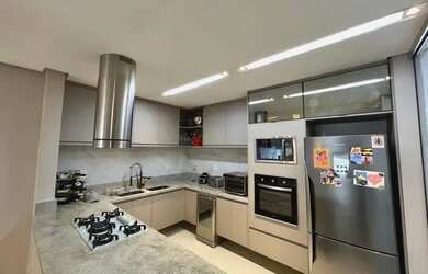 Imagem 3: Vendo Casa Duplex com 4 Suítes + Piscina no Alphaville 3/ Aceita Financiamento Bancário