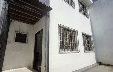 Imagem: O depósito possui 4 Vagas na garagem, 143m² de Área e está