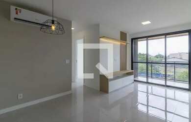 Imagem: O apartamento possui 2 Dormitórios, 2 Banheiros, 1 Vaga na