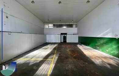 Imagem: O depósito para alugar possui e está localizado em Parque