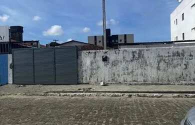 Imagem: O terreno possui 285m² de Área e está localizado em Cristo