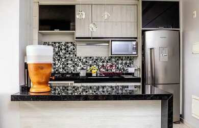 Imagem: O apartamento possui 2 Dormitórios, 1 Banheiro, 1 Vaga na garagem