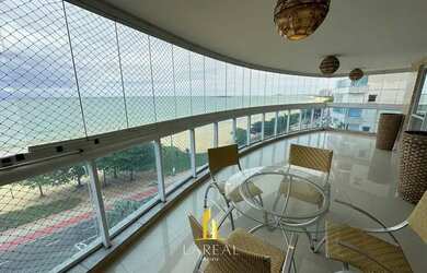 Imagem: O apartamento possui 4 Dormitórios, 5 Banheiros, 3 Vagas na