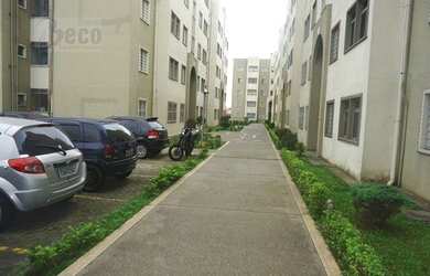 Imagem: O apartamento possui 2 Dormitórios, 1 Banheiro, 1 Vaga na garagem