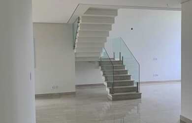 Imagem 9: Sobrado a venda no Swiss Park, 290 metros, 3 suítes, 3 salas, cozinha...