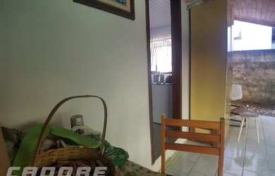 Imagem 10: Casa de Alvenaria no bairro Garcia, nas imediações da Souza Cruz Cadore...