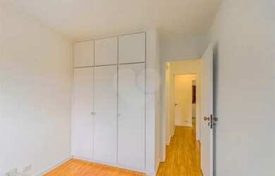 Imagem 9: Alto de Pinheiros Reformado Frente Colégio Santa Cruz