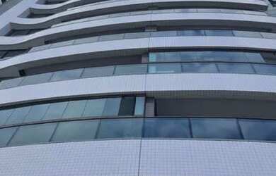 Imagem: O apartamento possui 3 Dormitórios, 2 Banheiros, 2 Vagas na