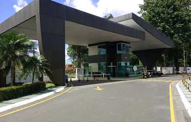 Imagem: A casa em condomínio possui 3 Dormitórios, 3 Banheiros, 4