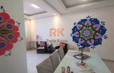 Imagem: A casa possui 4 Dormitórios, 4 Banheiros, 2 Vagas na garagem