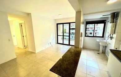 Imagem: O apartamento possui 3 Dormitórios, 2 Banheiros, 1 Vaga na