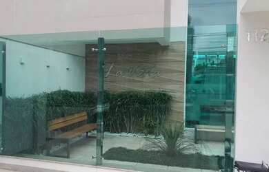 Imagem: O apartamento possui 3 Dormitórios, 2 Banheiros, 2 Vagas na