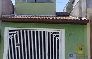 Imagem: A casa possui 2 Dormitórios, 2 Banheiros, 1 Vaga na garagem