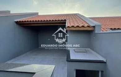 Imagem: A casa em condomínio possui 3 Dormitórios, 4 Banheiros, 2