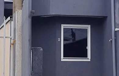 Imagem: A casa possui 2 Dormitórios, 3 Banheiros, 2 Vagas na garagem