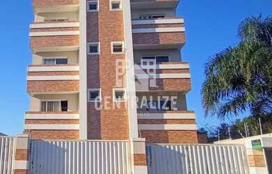 Imagem: O apartamento possui 2 Dormitórios, 1 Banheiro, 2 Vagas na