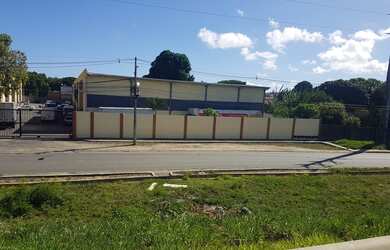 Imagem: O depósito possui 4 Vagas na garagem, 362m² de Área e Imóvel