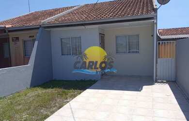 Imagem: A casa possui 3 Dormitórios, 2 Banheiros, 56m² de Área e