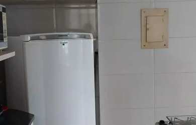 Imagem 6: Edifício Casa do Professor, nascente no bairro do marco na Av Almirante...