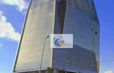 Imagem: O depósito possui 5 Vagas na garagem e 1065m² de Área e está