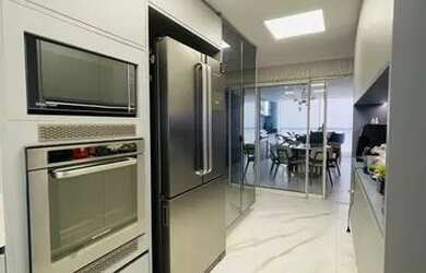 Imagem 14: Apartamento para venda tem 204 metros quadrados com 3 suítes, 3 vagas...