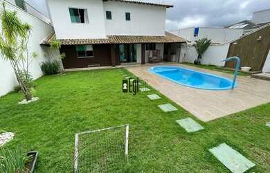 Imagem: A casa em condomínio possui 4 Dormitórios, 5 Banheiros, 4