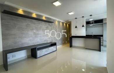 Imagem: O apartamento possui 2 Dormitórios, 1 Banheiro, 2 Vagas na