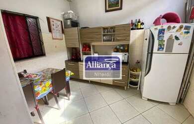 Imagem 3: Casa com 2 dormitórios à venda, 60 m² por R$ 250.000 - Fonseca - Niterói/RJ