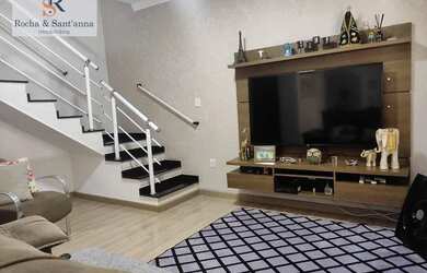 Imagem: A casa possui 3 Dormitórios, 2 Banheiros, 2 Vagas na garagem