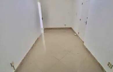 Imagem: O depósito possui 34m² de Área e está localizado em Centro