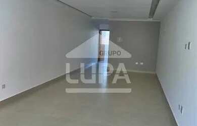 Imagem: A casa possui 3 Dormitórios, 4 Banheiros, 5 Vagas na garagem