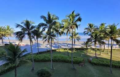 Imagem: O apartamento possui 4 Dormitórios, 1 Banheiro, 3 Vagas na