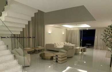 Imagem: A casa em condomínio possui 5 Dormitórios, 5 Banheiros, 3