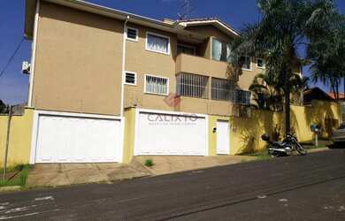 Imagem: O apartamento possui 2 Dormitórios, 1 Banheiro, 2 Vagas na